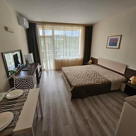 Elena 446 Apartment